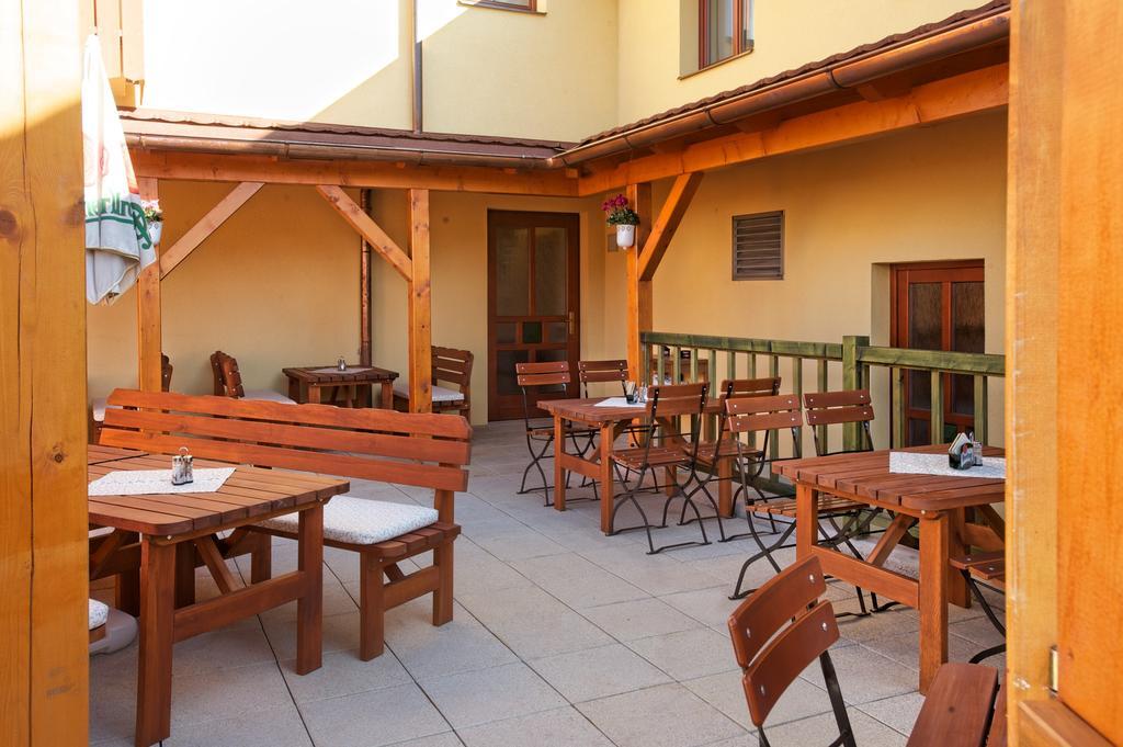 Hostinec U Hubalku Kostelec nad Orlicí Extérieur photo